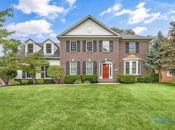 10 Stableside Rd S, Toledo, OH 43615