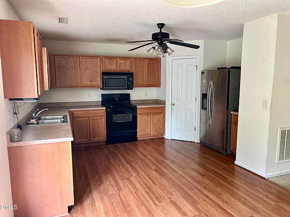 3rd image of 148 Belmont Ridge Dr