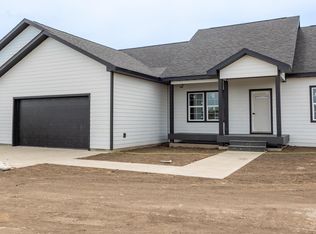 13362 Meadow Creek St, Williston, ND 58801