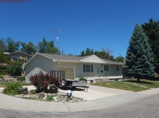 2830 Saratoga Rd, Casper, WY 82604