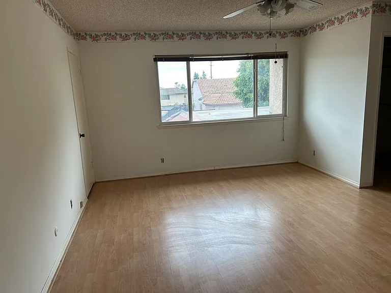 8203 Mammoth Cir — Photo 12