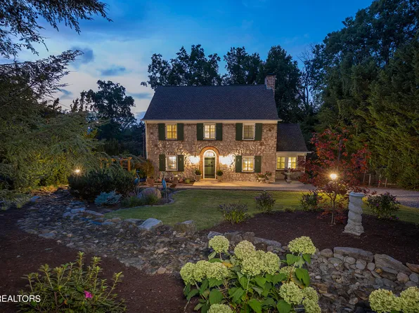 4031 Kingston Pike, Knoxville, TN 37919