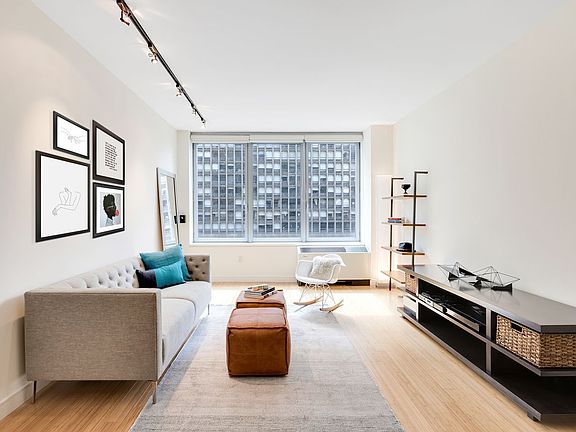 2nd image of 303 E 33rd St APT 5L
