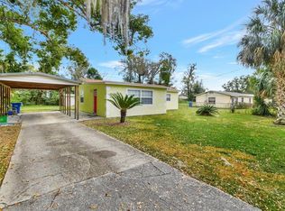 451 Pine Grove St, Deland, FL 32720
