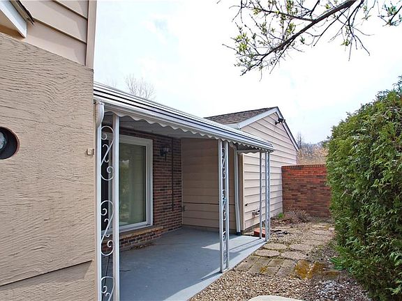 4th image of 8300 Deepwood Blvd Unit 1