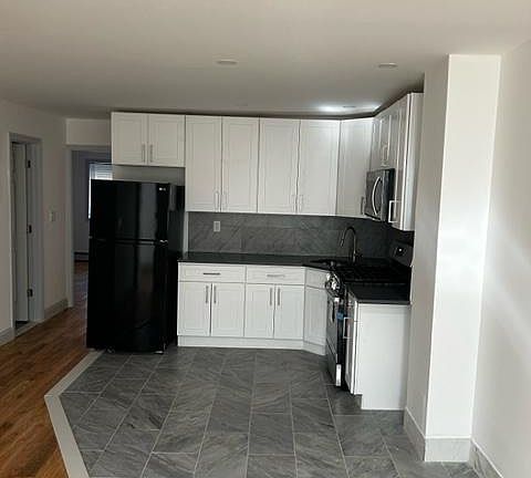 3rd image of 2951 Tiemann Ave #3