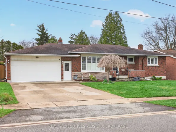6410 Sherwood Rd, Niagara Falls, ON L2E 5M1