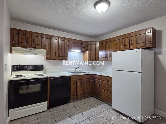 5th image of 10 Tall Pines Dr APT 21