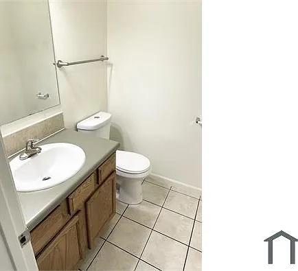 319 S Hazel Ct #3 — Photo 6