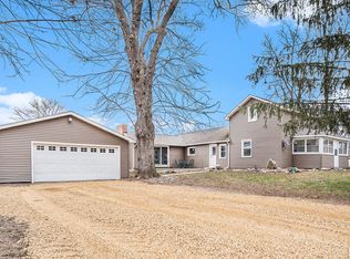 22945 B Dr N, Marshall, MI 49068