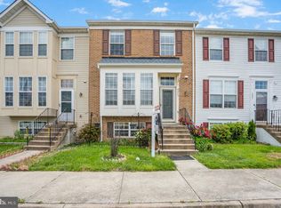 9403 Robin Lee Ct, Manassas Park, VA