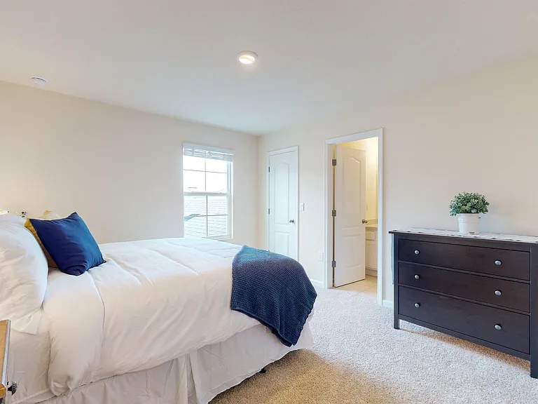 66 Pomona Way — Photo 14
