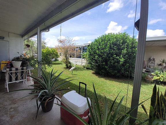 3rd image of 862 Calamondin Ct #862