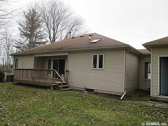 4th image of 2124 Parrini Dr