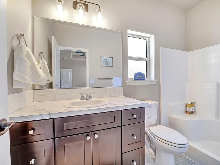 1142 White Birch Ave — Photo 10