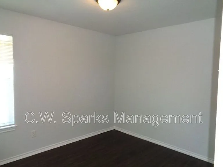 13651 Biggs St — Photo 13
