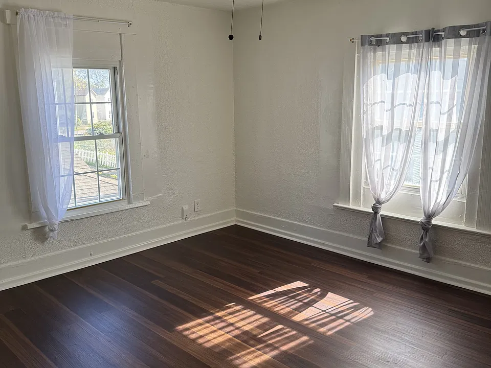 117-119 Neal Ave #3