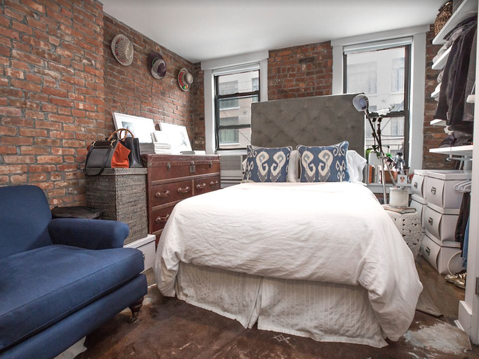 2nd image of 175 Ludlow St #1