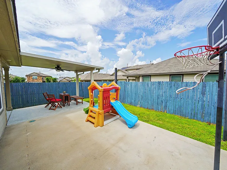 2611 Willow Pond — Photo 39