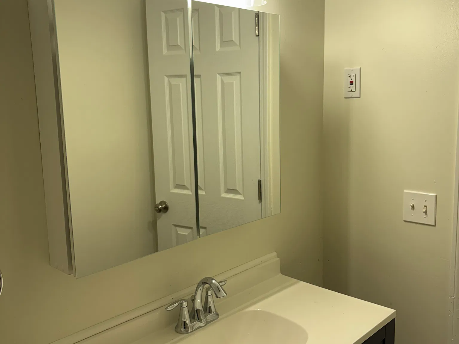 1 bed, 750 sqft, $850 — Photo 4
