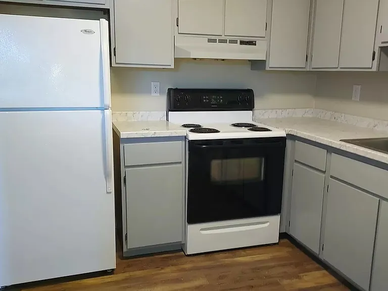 125 Tanglewood Ct — Photo 7