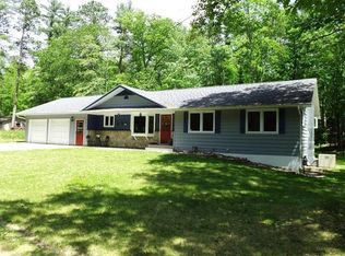 303 9th St, Eagle River, WI 54521