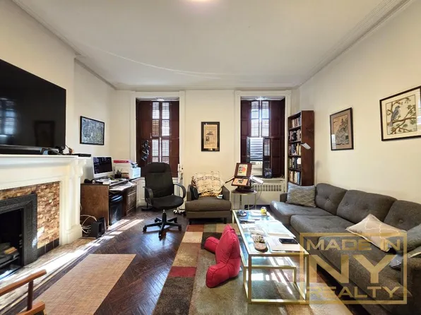 23 E 93rd St APT 4A, New York, NY 10128