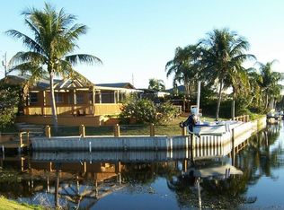 1063 Coral Dr, Boynton Beach, FL 33426