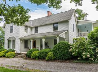 14 Banks Town Rd, Weaverville, NC 28787