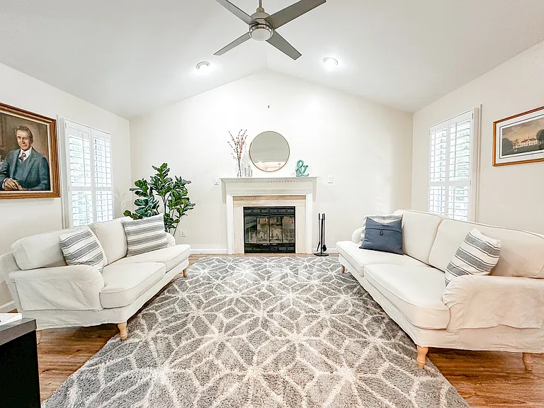 8907 Jameson St — Photo 25