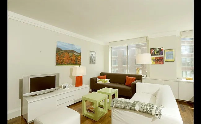 Sold by Douglas Elliman | media 15
