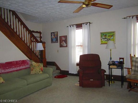 2nd image of 130 Linden Ave SE