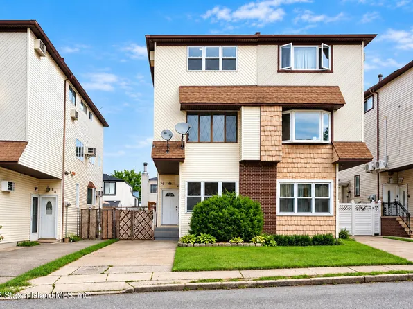 79 Green Valley Rd, Staten Island, NY 10312