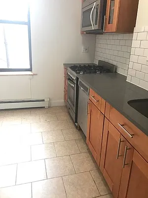 Rented by Alexander Bilu, LREB | media 14