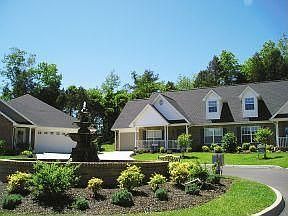 1st image of 83 Hiddenbrook Ln
