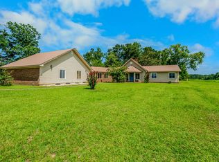 25 Sally Gray Rd, Waynesboro, MS 39367