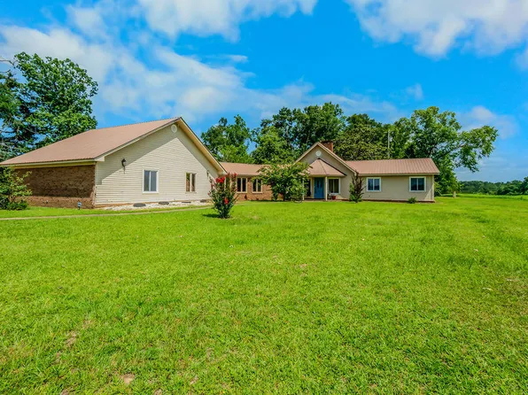 25 Sally Gray Rd, Waynesboro, MS 39367