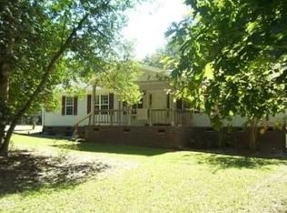 251 Three Oaks Ct, Prosperity, SC 29127