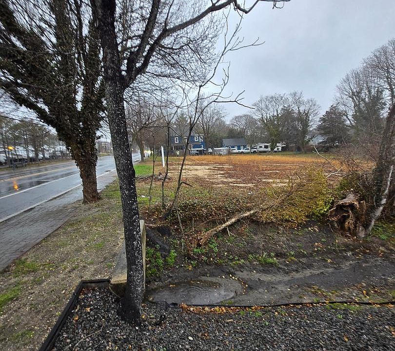 2nd image of 170-172 Route 9