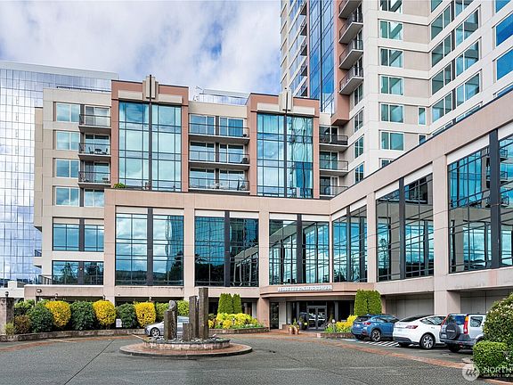 2nd image of 177 107th Avenue NE #1501
