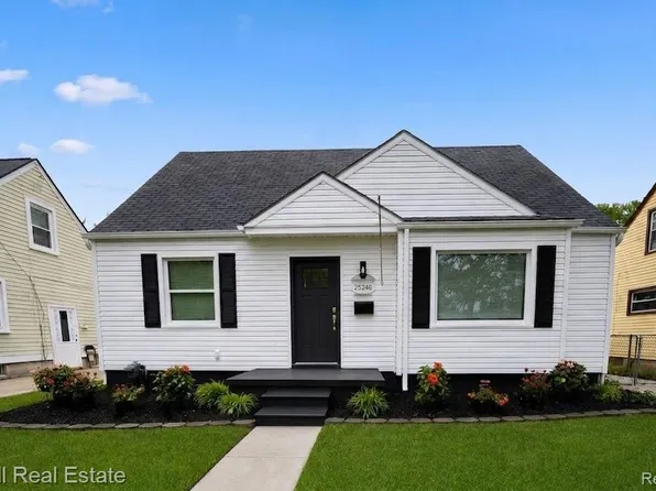 25246 Hayes Rd, Roseville, MI 48066