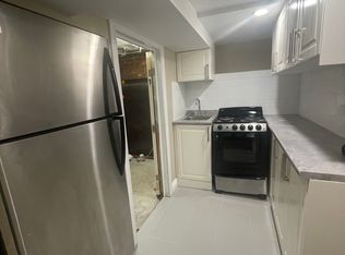 73 Barnesdale Blvd #B, Hamilton, ON L8M 2V5