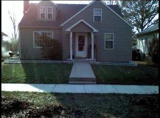 326 Linden Ave, Centralia, IL 62801