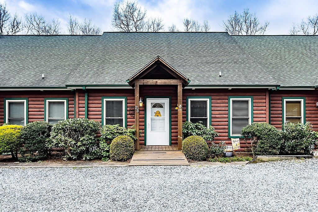 25 Golfview Lane #25