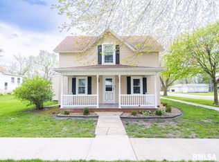 402 N Olive St, Toluca, IL 61369