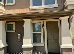 104 Blossom Rock Ln, Folsom, CA 95630