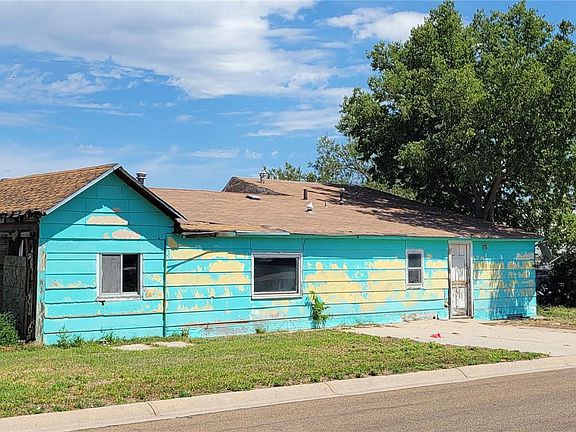 2nd image of 404 E 2nd Street