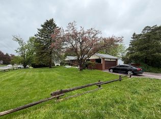 927 Srigley St #BASEMENT, Newmarket, ON L3Y1Y2