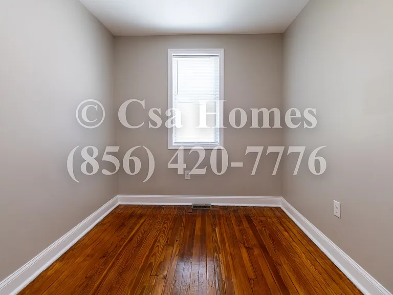 1502 S 9th St — Photo 18