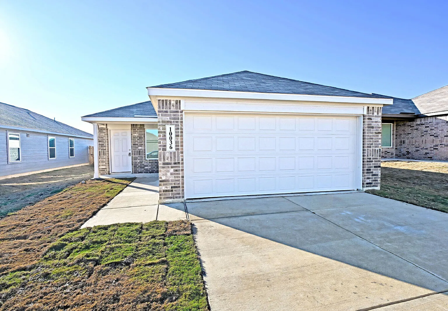 3 bed, 2.0 bath, 1266 sqft, $1,445 — Photo 1